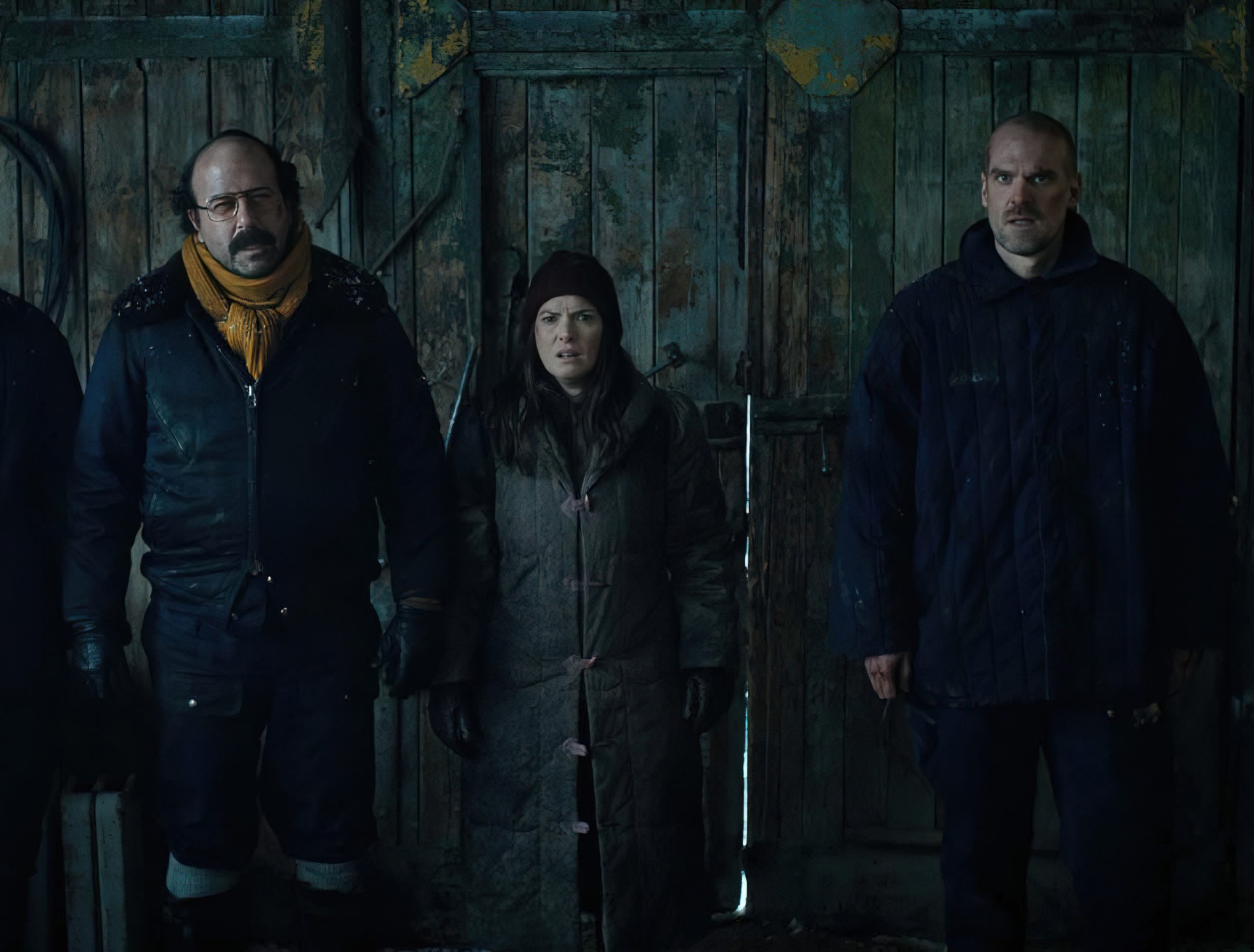 Poster mostrando alguns personagens da série